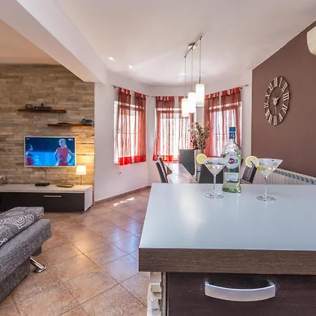 Apartment Lovely In With Outdoor Swimming Pool Bibinje